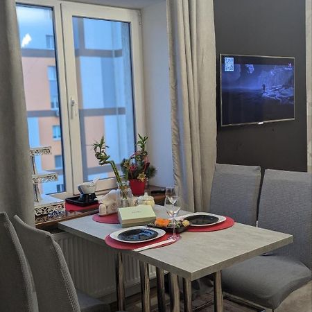 2-Кім Новобудова, Центр, Провулок Лапушкіна , 9 Apartamento Khmelʼnytsʼkyy Exterior foto