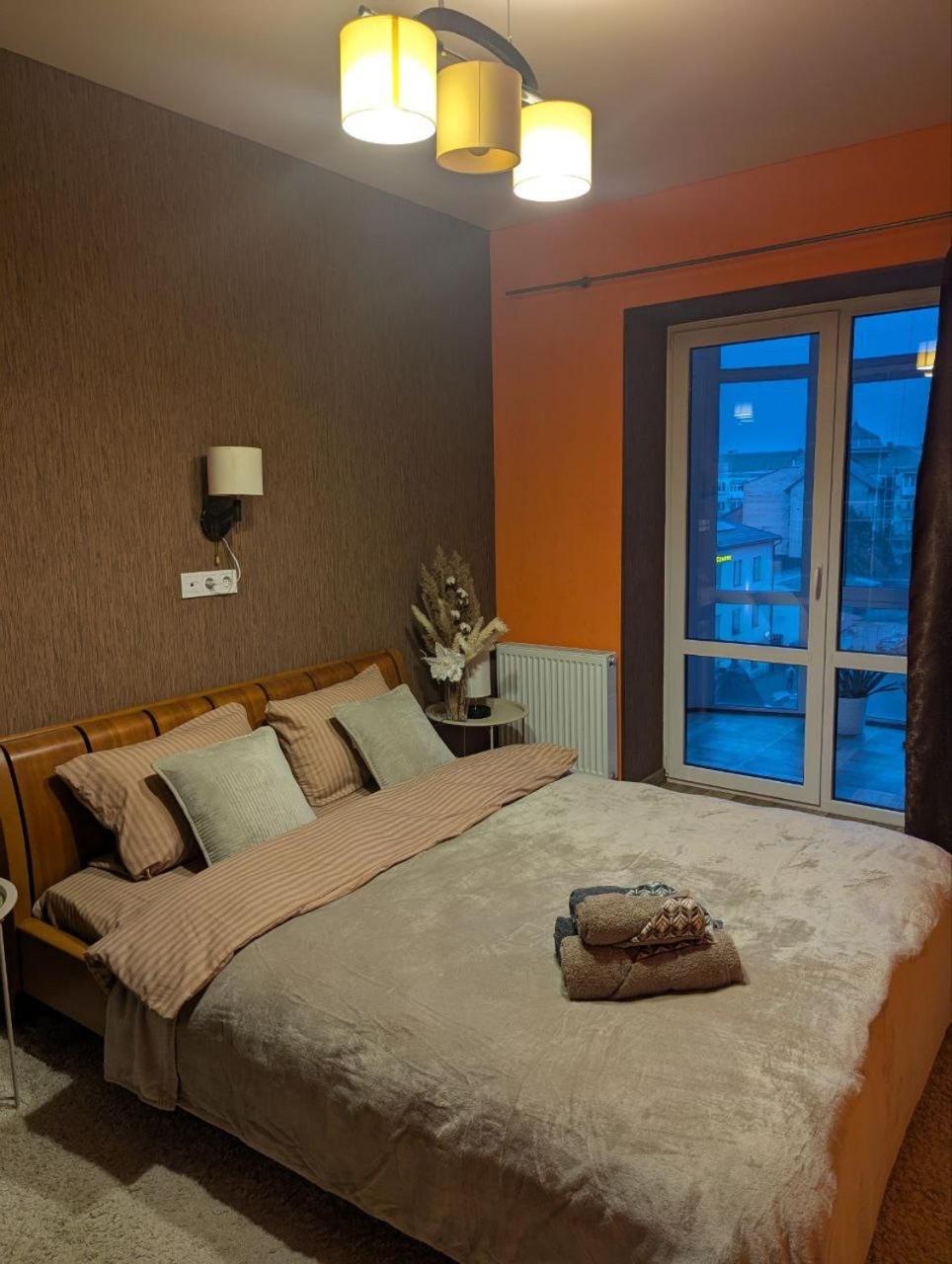 2-Кім Новобудова, Центр, Провулок Лапушкіна , 9 Apartamento Khmelʼnytsʼkyy Exterior foto